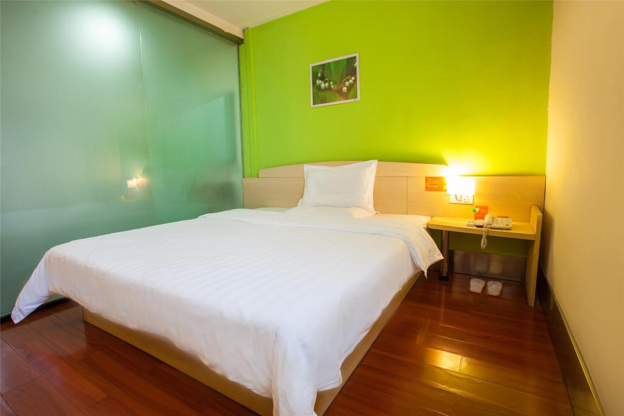 7Days Inn Guangzhou Zhongda North Gate Square Exterior photo