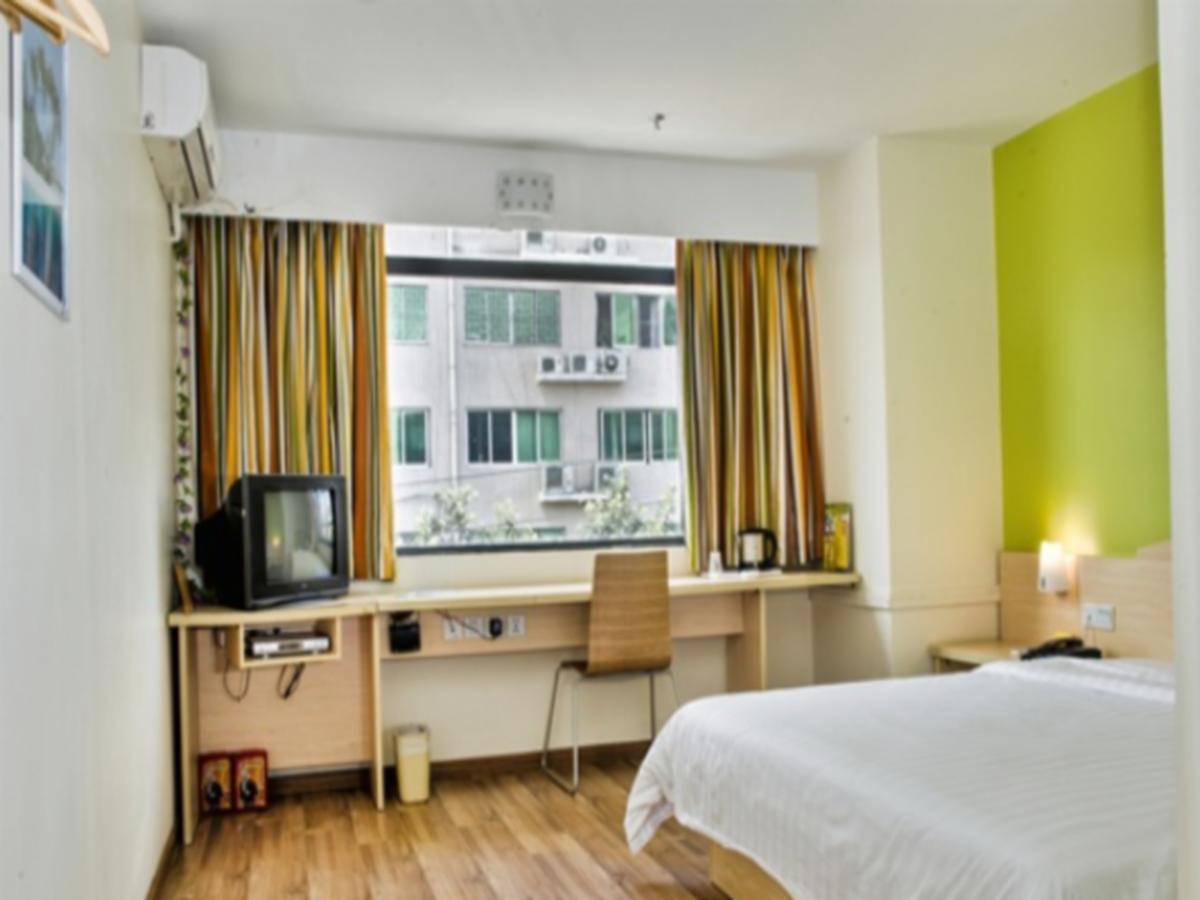 7Days Inn Guangzhou Zhongda North Gate Square Exterior photo
